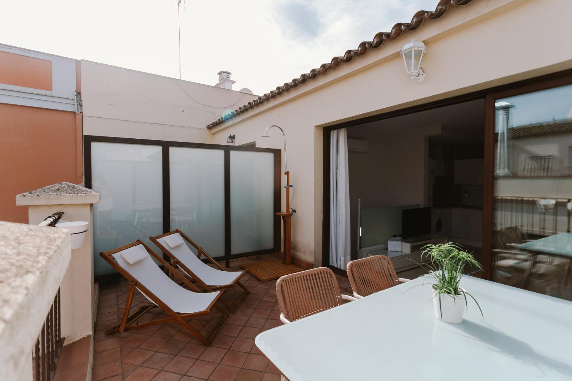 Apto. Con Terraza Privada Centro Sevilla Kültér fotó