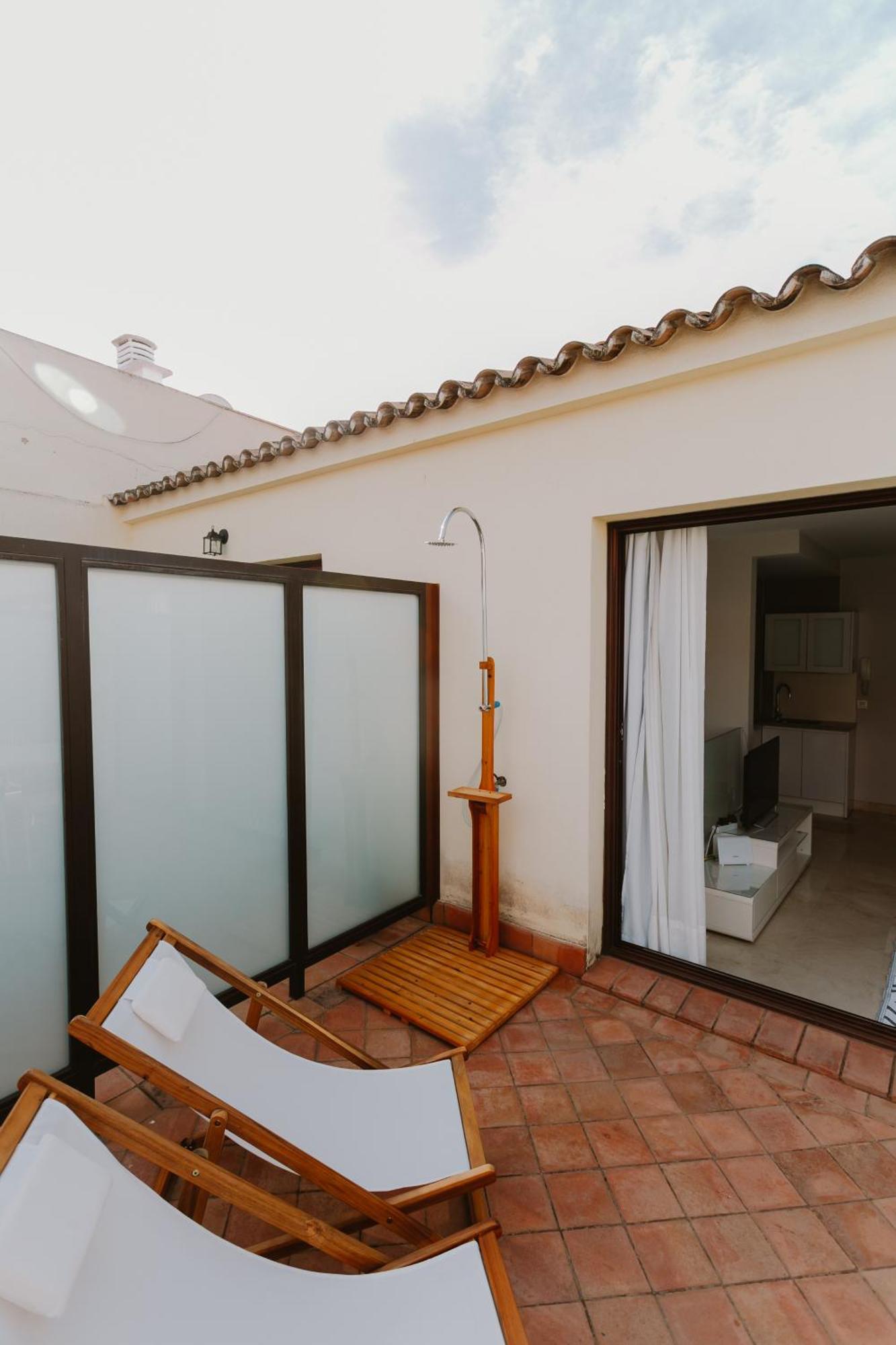 Apto. Con Terraza Privada Centro Sevilla Kültér fotó